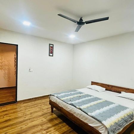 Patel Hotel & Guest House Shanor Екстериор снимка